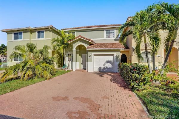 Precious Homes At Twin Lakes, 14329 SW 135th Ct, Three Lakes, Florida 33186, image 2