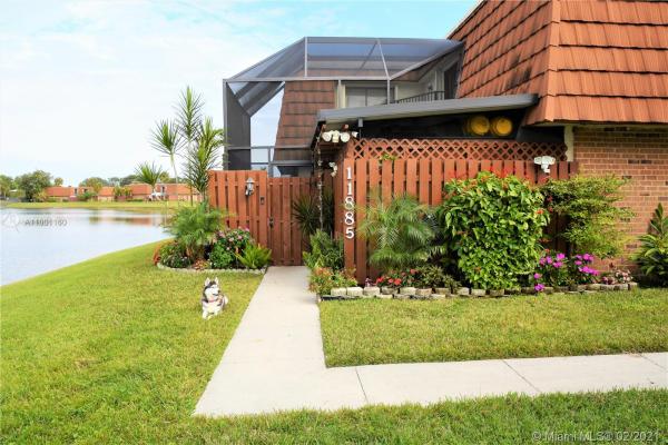 Village At Lake Pine, 11885 SW 12th Pl, Davie, Florida 33325, image 2
