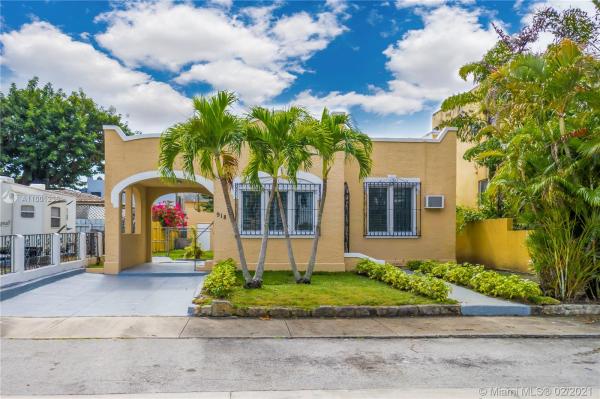 Stuarts, 918 SW 10th St, Miami, Florida 33130, image 2