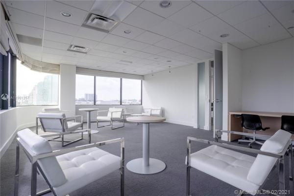Miami, Florida 33137, image 1