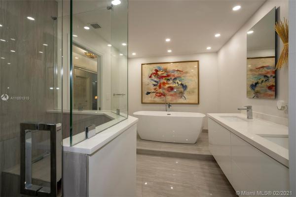 Mediterranean Village, 3700 Island Blvd #C103, Aventura, Florida 33160, image 2