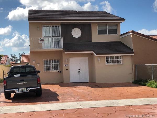 The Villas At International Gardens, 1042 SW 123rd Ave, Tamiami, Florida 33184, image 2