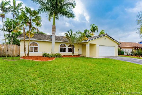 River Bend, 14640 SW 150th St, Country Walk, Florida 33186, image 2