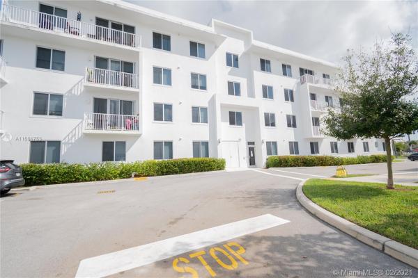 Weitzer Aventura Place, 2651 NE 212th Ter #401, Ojus, Florida 33180, image 2