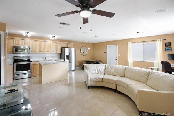 Springtree Estates, 3725 NW 84th Ave #D-2, Sunrise, Florida 33351, image 2