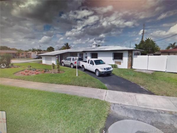 Carol City, 2931 NW 185th St, Miami Gardens, Florida 33056, image 1
