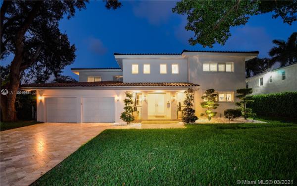 Riviera, 5255 Orduna Dr, Coral Gables, Florida 33146, image 2