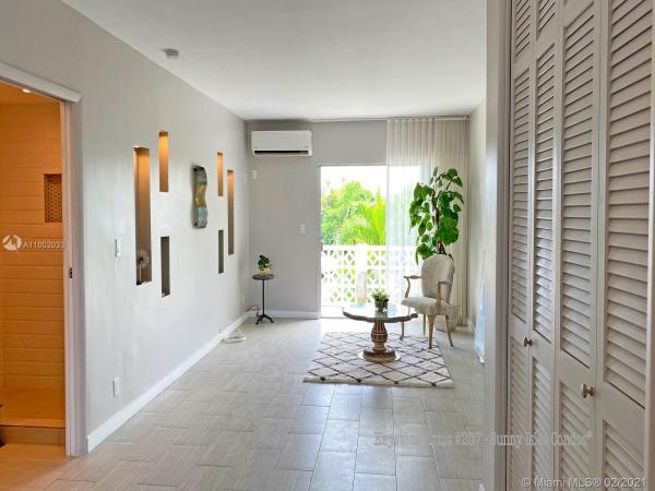 Keystone Arms, 13105 Ixora Ct #207, North Miami, Florida 33181, image 2