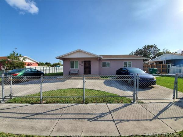 Eureka Manor, 12250 SW 185th Ter, South Miami Heights, Florida 33177, image 2