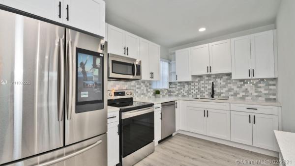 Myrtle Grove, 3401 NW 176th St, Miami Gardens, Florida 33056, image 2
