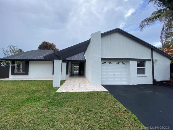 Lindgren West, 12900 SW 117th St, The Crossings, Florida 33186, image 2