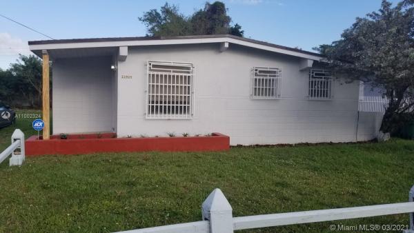 Dixie Pines, 22025 SW 114th Ct, Goulds, Florida 33170, image 2