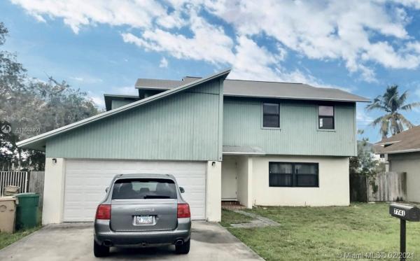 Briar Estates, 7741 NW 42nd Ct, Davie, Florida 33024, image 2
