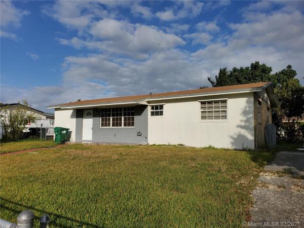 Gem Homes, 29705 SW 143rd Ct, Leisure City, Florida 33033, image 2