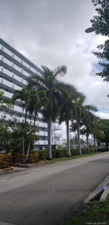 Coral Isle, 3703 NE 166 St #608, North Miami Beach, Florida 33160, image 2