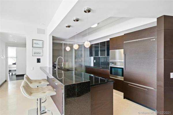 Icon South Beach, 450 Alton Rd #3001, Miami Beach, Florida 33139, image 2