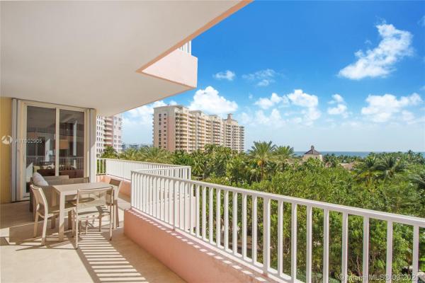 Club Tower, 785 Crandon Blvd #601, Key Biscayne, Florida 33149, image 2