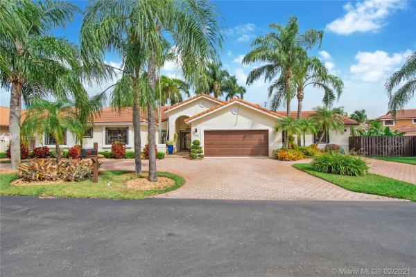 The Mansions, 15031 SW 45th Ln, Kendall West, Florida 33185, image 2