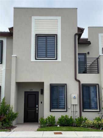Las Ramblas At Via Ventura, 389 NE 208th Ter #389, Ives Estates, Florida 33179, image 2
