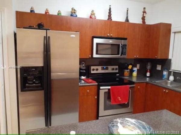 Venetia Groves, 1681 SE 30th St 0, Homestead, Florida 33035, image 2