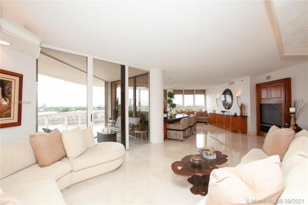 Terraces North Turnberry, 20191 E Country Club Dr #706, Aventura, Florida 33180, image 2