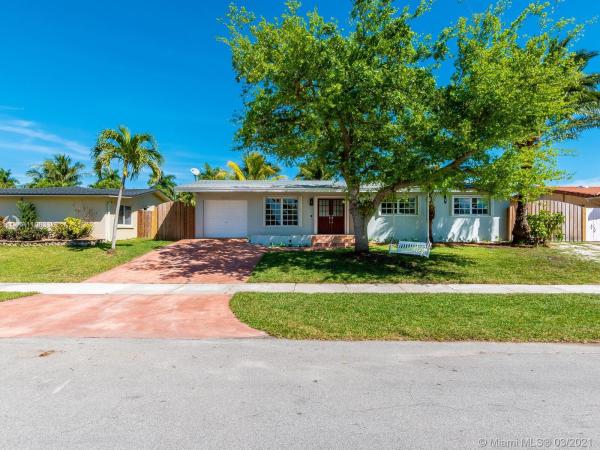 Mark Manor Pines, 19717 SW 87th Ct, Cutler Bay, Florida 33157, image 2