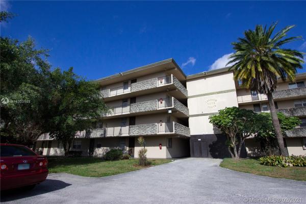 Lakeview South, Plantation, Florida 33313, image 2