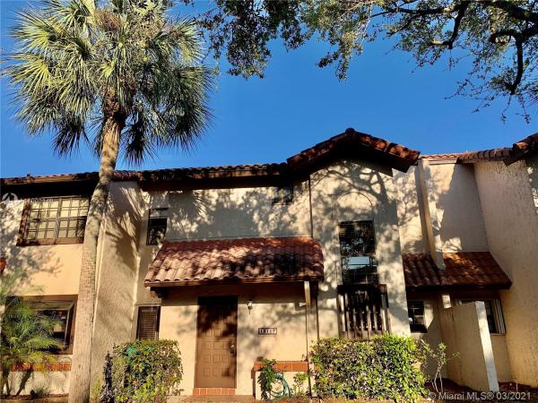Briar Bay Townhouse Estates, 13117 SW 95th Ave #13117, Kendall, Florida 33176, image 2