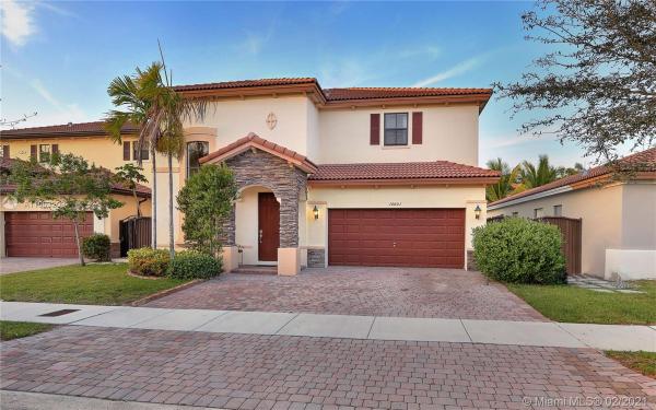 Interlaken, 16601 SW 44th St, Kendale Lakes, Florida 33185, image 2