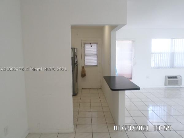 Bayshore Yacht & Tennis Club, 7904 West Dr #707, North Bay Village, Florida 33141, image 3