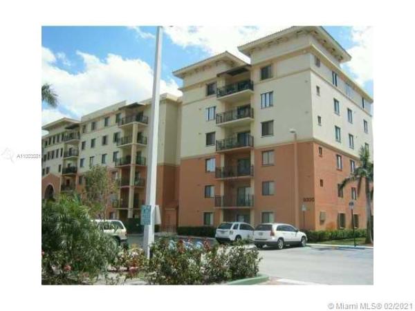 Keystone Courts, 9300 Fontainebleau Blvd #E109, Fountainebleau, Florida 33172, image 2