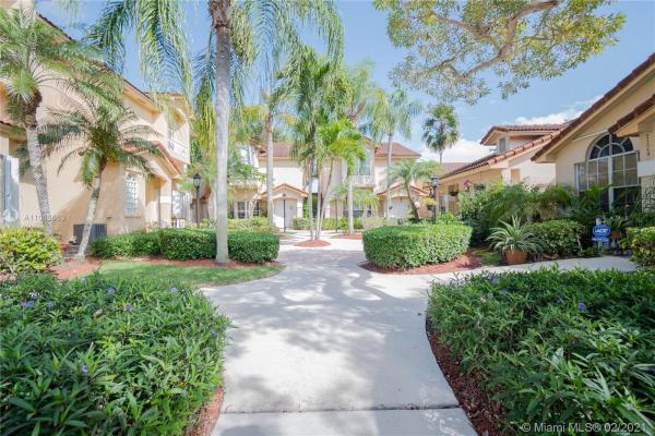 Windy Pointe, 21539 SW 87 Ct #, Cutler Bay, Florida 33189, image 2