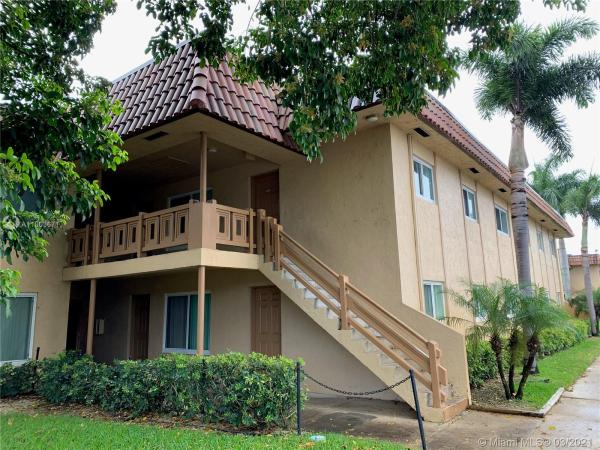 Lakeside At Lauderdale Lakes, 2718 NW 39th Way #203, Lauderdale Lakes, Florida 33311, image 2