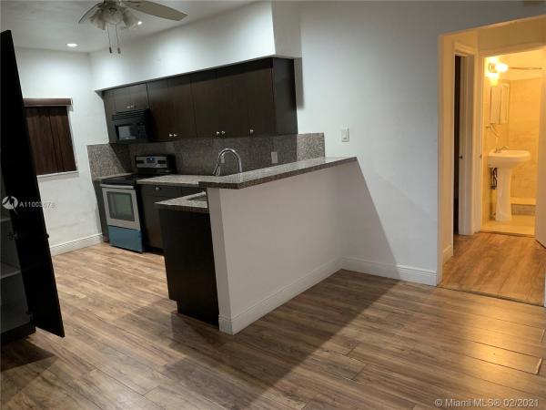 Beverly Park, 6042 Dewey St, Hollywood, Florida 33023, image 2