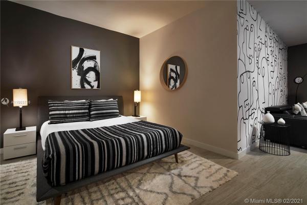 Quadro, 3900 Biscayne Bl #N-723, Miami, Florida 33137, image 2