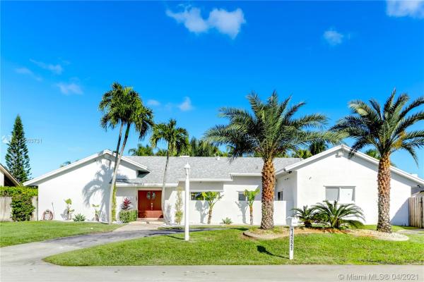 Catrimani, 14221 SW 104th Ave, Kendall, Florida 33176, image 2