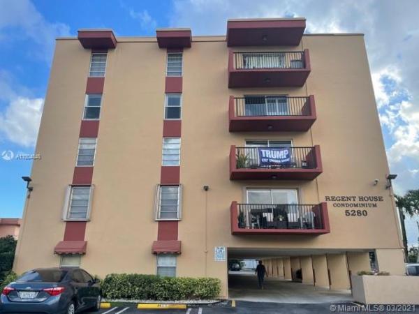 Regent House, 5280 NW 7th St #406, Miami, Florida 33126, image 2