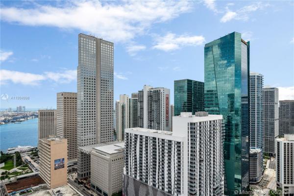 Centro, 151 SE 1st St #PH07, Miami, Florida 33131, image 2