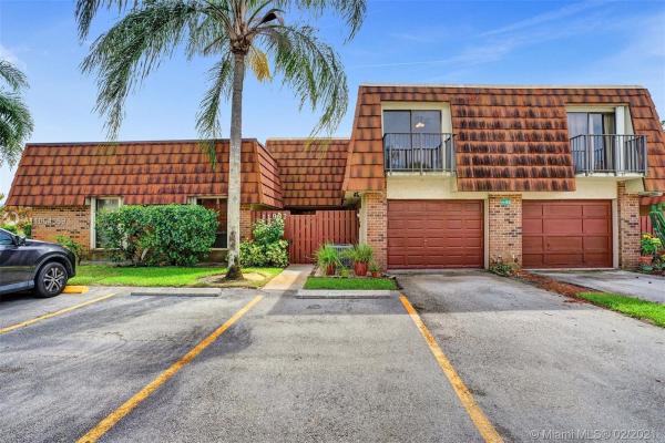 Village At Lake Pine, 11902 SW 13th Ct, Davie, Florida 33325, image 2