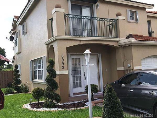 6992 SW 158th Pass, Kendale Lakes, Florida 33193, image 2