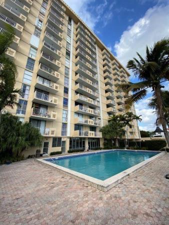 Vecino Del Mar, 2350 NE 135th St #512, North Miami, Florida 33181, image 2