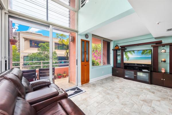 Grove Square, 2801 Florida Ave #216, Miami, Florida 33133, image 2
