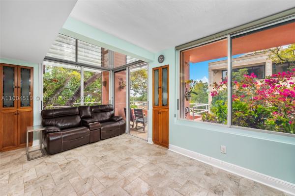 Grove Square, 2801 Florida Ave #216, Miami, Florida 33133, image 3