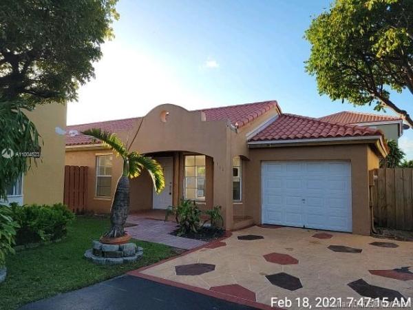Galloway Lakes, 105 NW 85th Ct, Fountainebleau, Florida 33126, image 2