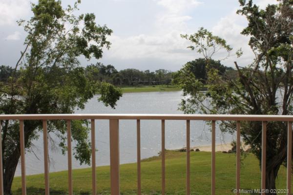 Hammocks Trails, 15340 SW 106th Ter #821, The Hammocks, Florida 33196, image 2