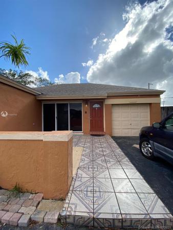 Leslie Estates, 3640 NW 200th St, Miami Gardens, Florida 33056, image 2