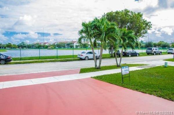 Lake Lucerne, 20500 NW 17th Ave, Miami Gardens, Florida 33056, image 2