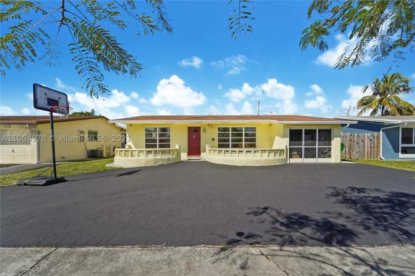 Sunrise Golf Village, 9551 NW 26th St, Sunrise, Florida 33322, image 1