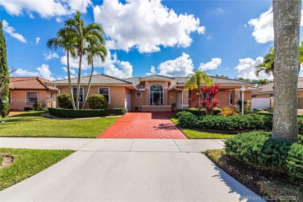 14230 SW 16th Ter, Unincorporated Dade County, Florida 33175, image 2