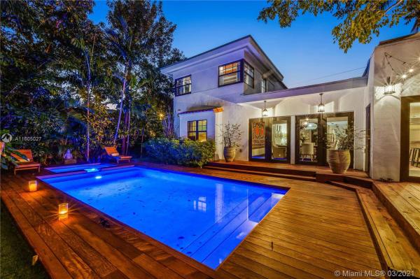 Nautilus, 4365 Alton Rd, Miami Beach, Florida 33140, image 2